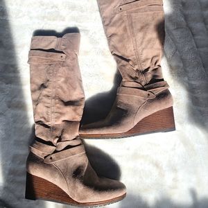 Womens Mid-Calf Boots